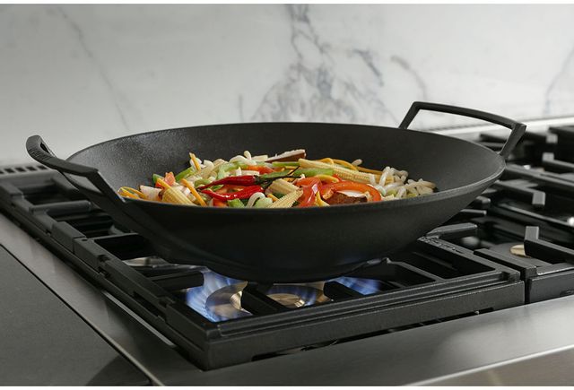 Monogram® Statement Collection 36" Stainless Steel Pro Style Gas Range 6