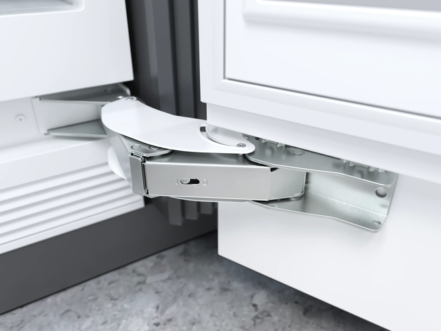 Miele MasterCool™ 16.0 Cu. Ft. Stainless Steel Built-In Bottom Freezer Refrigerator-3