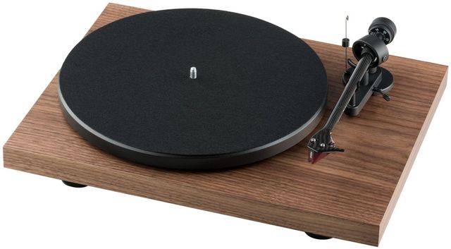 Pro-Ject Debut Carbon Walnut Mat Turntable 0