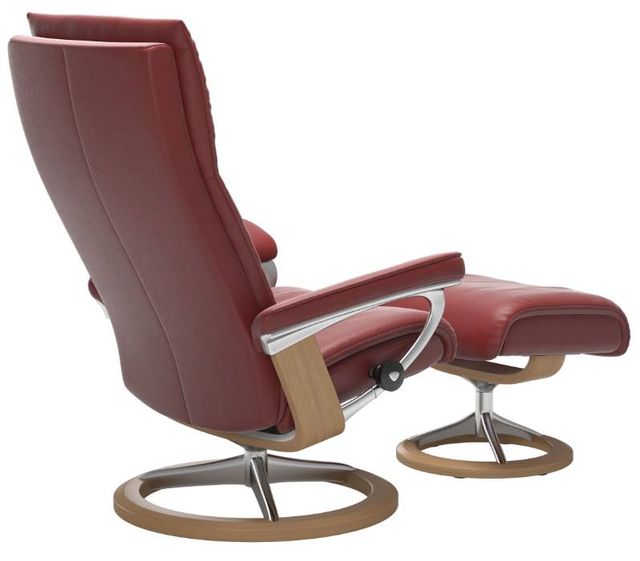 Stressless® by Ekornes® Aura Small Signature Base Chair and Ottoman 3