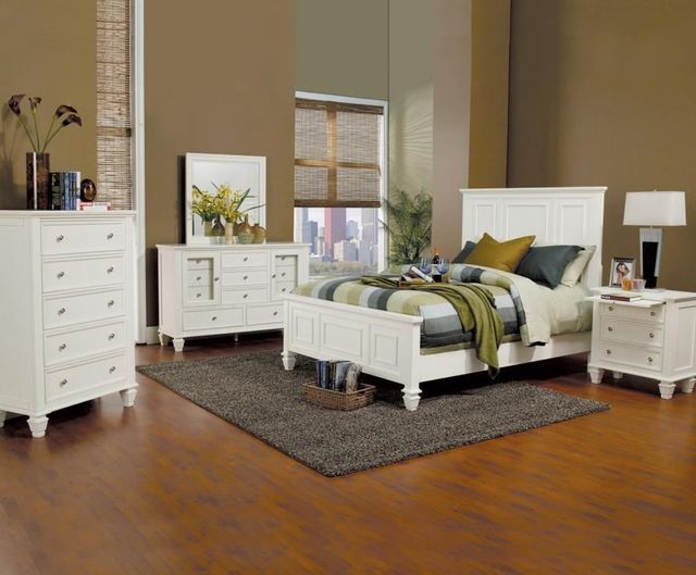 Coaster® Sandy Beach 4-Piece White California King Panel Bedroom Set