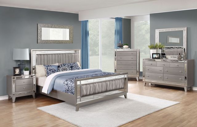 Coaster® Leighton 4-Piece Metallic Mercury Queen Panel Bedroom Set