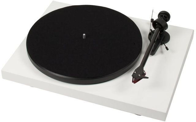 Pro-Ject Debut Carbon High Gloss White Turntable 0