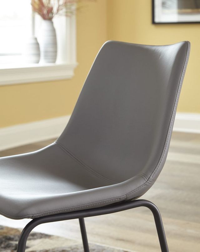 Signature Design by Ashley® Centiar Gray Dining Side Chair 4