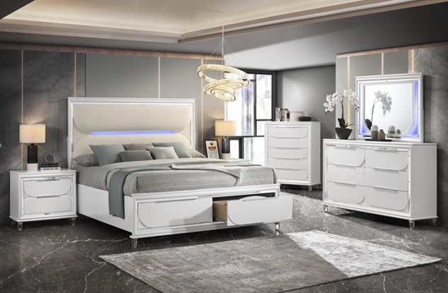 Thari 6 Piece Queen Bedroom Set | Walker Furniture & Mattress | Nevada