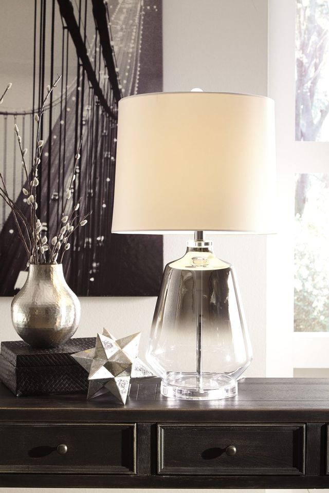 Signature Design by Ashley® Jaslyn Silver Table Lamp 2