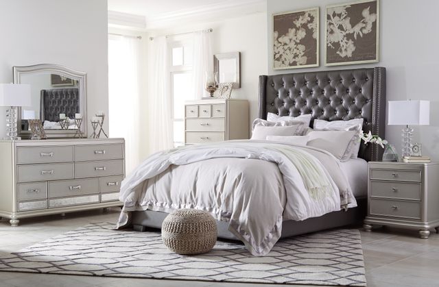 Signature Design by Ashley® Coralayne Gray California King Upholstered Bed 1