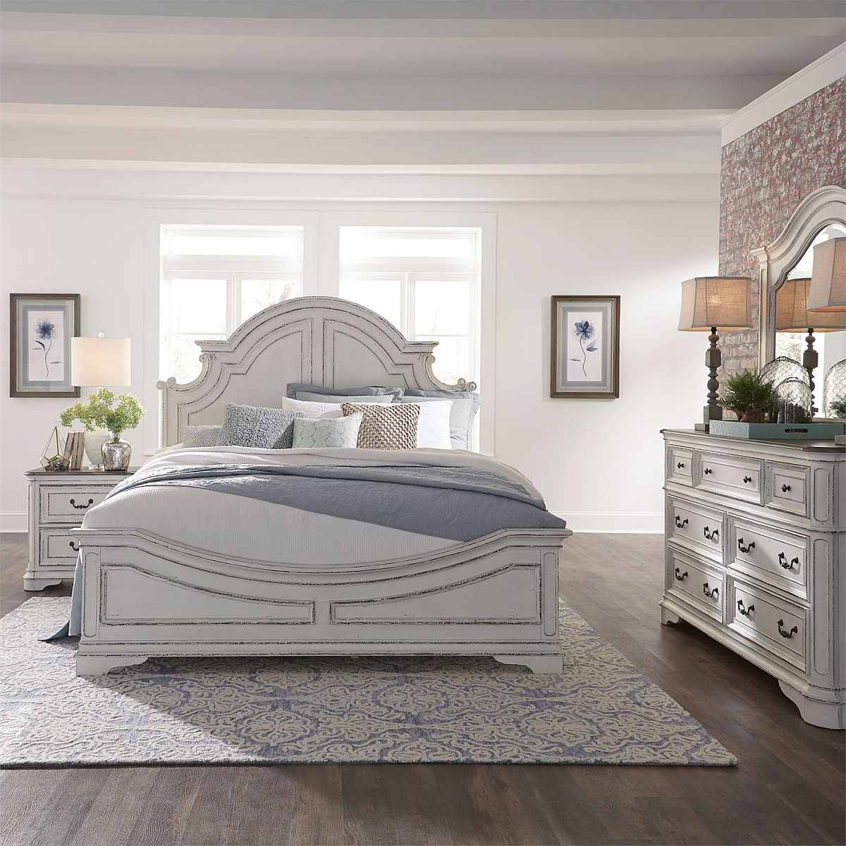 Liberty Furniture Magnolia Manor Bedroom King Panel Bed, Dresser, Mirror and Nightstand Set