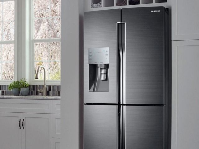 Samsung 28.1 Cu. Ft. Fingerprint Resistant Black Stainless Steel 4-Door Flex™ Refrigerator 6