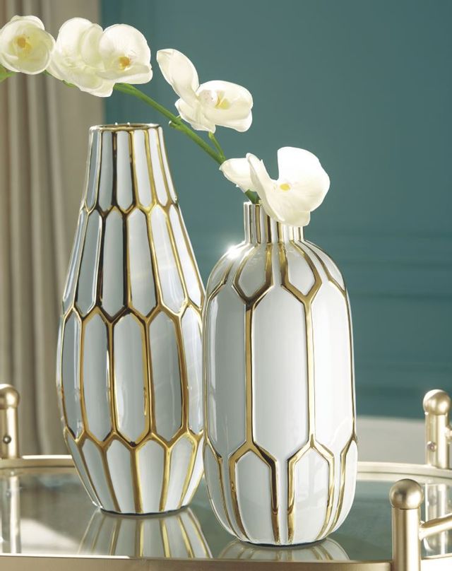 Signature Design by Ashley® Mohsen Set of 2 Gold and White Vase 1