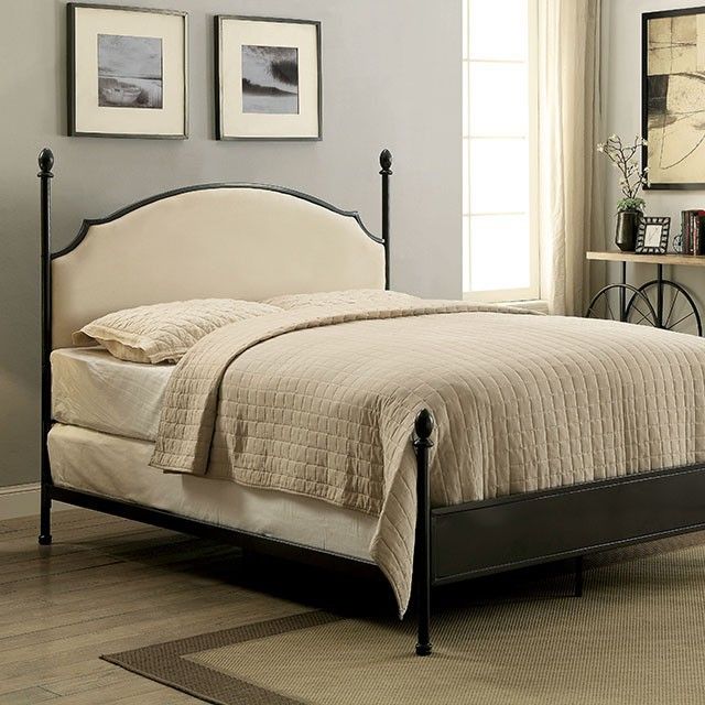 Furniture of America® Sinead Eastern King Poster Bed