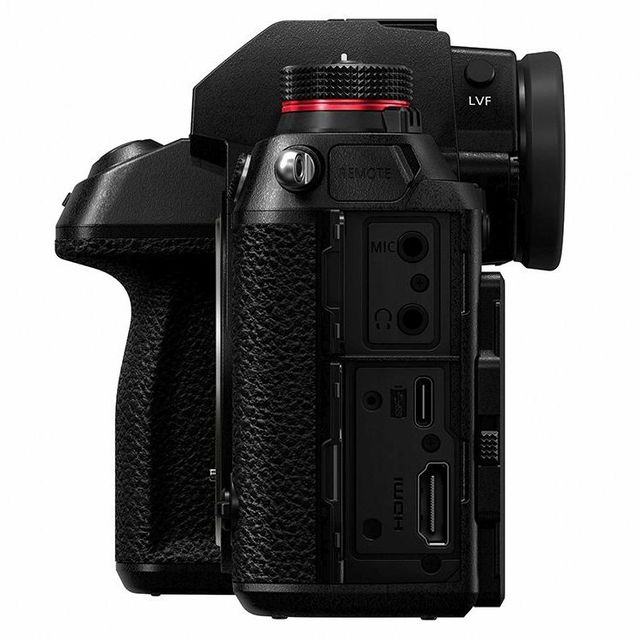 Panasonic® LUMIX S1R 47.3MP Digital Mirrorless Camera Body 4