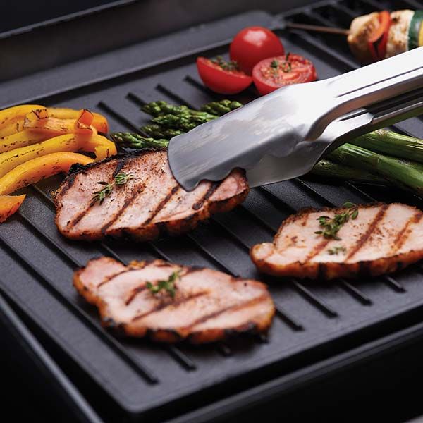 Broil King® Baron™ Series Black Exact Fit Griddle 2