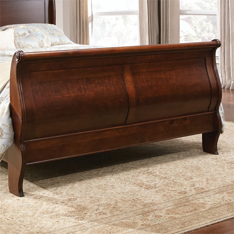 Liberty Furniture Carriage Court Queen Sleigh Footboard