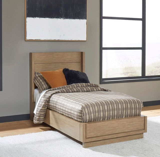 homestyles® Montecito Oak Queen Bed 14