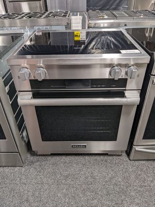 Miele 30" Clean Touch Steel Induction Range
