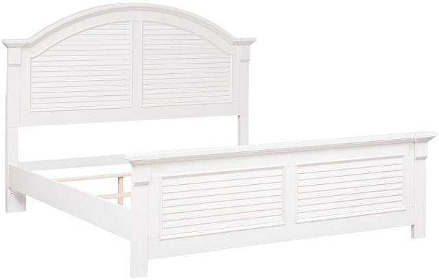 Liberty Furniture Summer House I Oyster White Queen Poster Bed 1