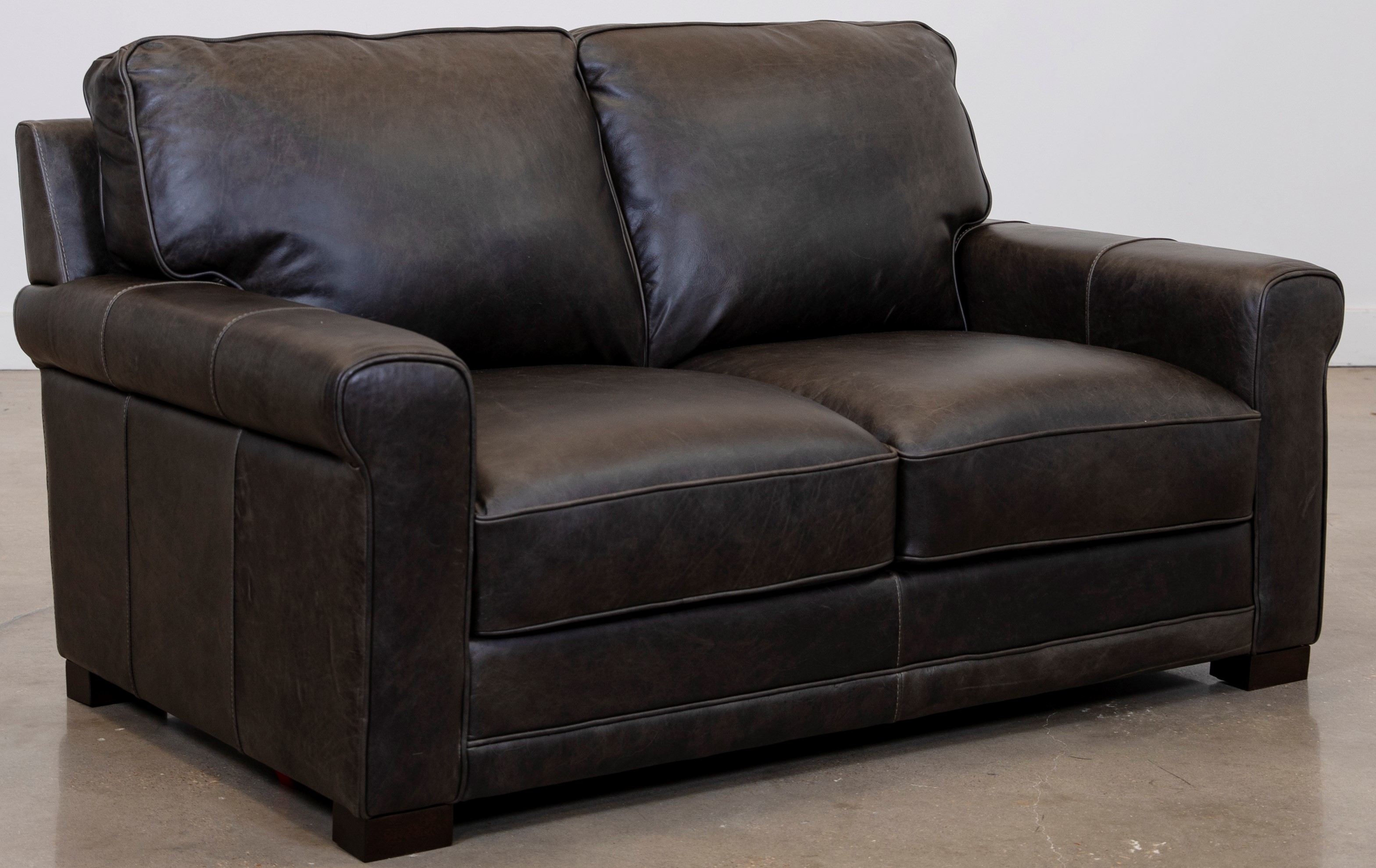 Soft Line Waco Grey All Leather Loveseat