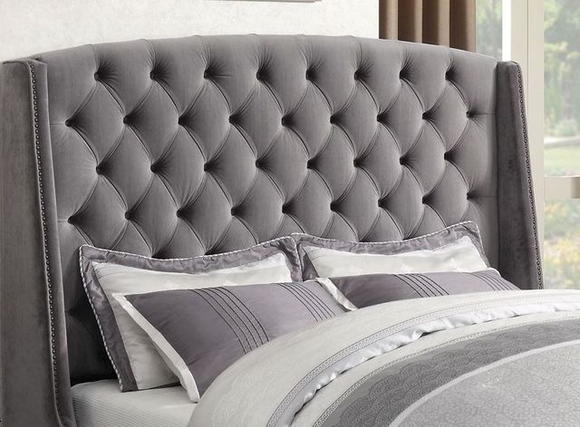 Coaster® Pissarro Grey California King Upholstered Bed 2