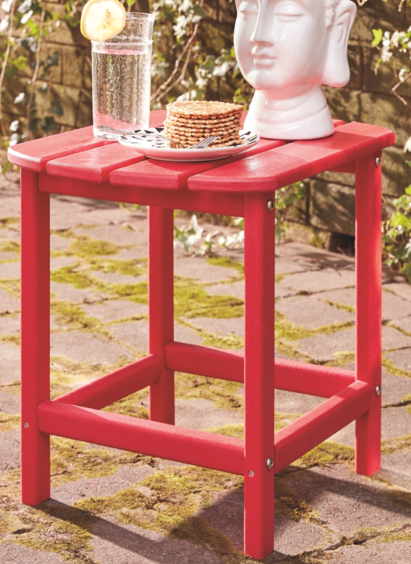 Breeze Outdoor Table (Red)-3