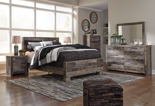 Benchcraft® Derekson 5 Piece Multi-Gray Queen Bedroom Set