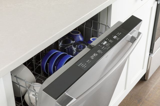 GE® 24" Fingerprint Resistant Stainless Steel Built-In Dishwasher 21
