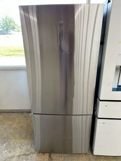 ASIS Haier 15.0 Cu. Ft. Stainless Steel Bottom Freezer Refrigerator