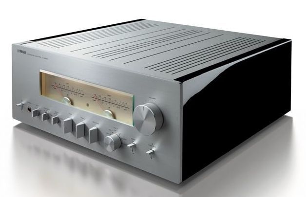 Yamaha A-S3200 Black Integrated Amplifier 1