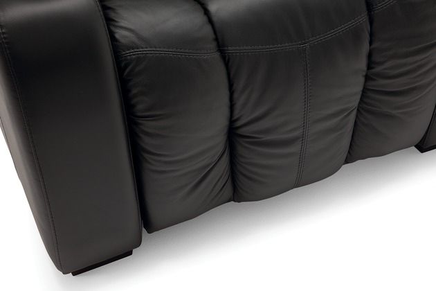 Palliser® Furniture Media 3-Piece Black Theater Seating 2