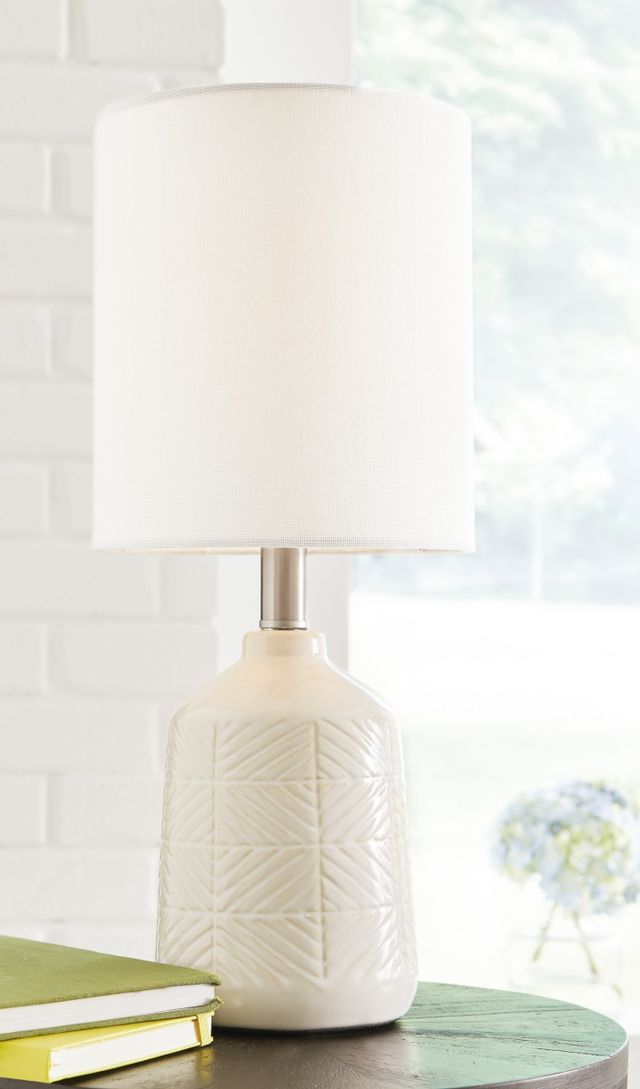 Signature Design by Ashley® Brodewell White Ceramic Table Lamp 2