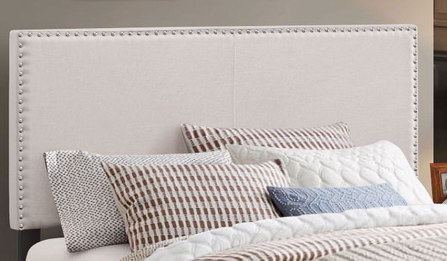 Coaster® Boyd Ivory Queen Upholstered Bed 2