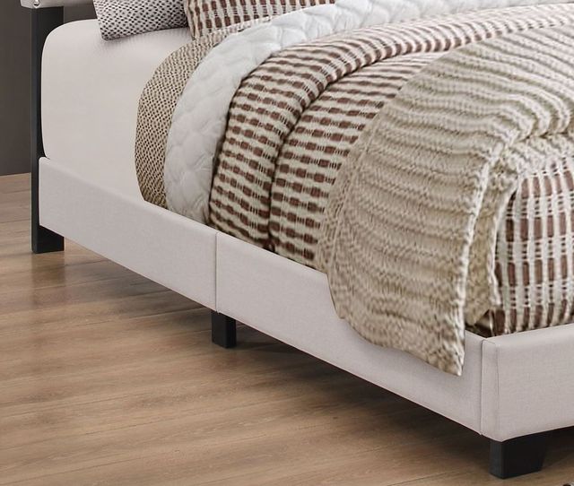 Coaster® Boyd Ivory Full Upholstered Bed 4