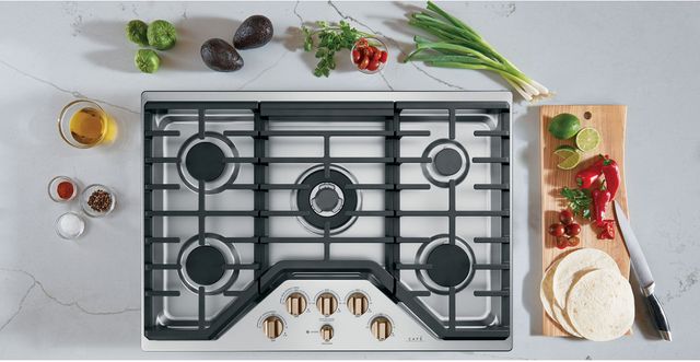 Café™ 30" Stainless Steel Gas Cooktop 2