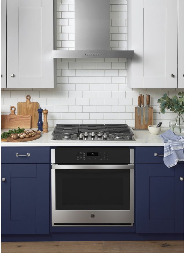 GE® 30" Stainless Steel Electric Built In Single Oven 5