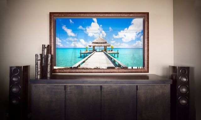 Seura® 55" Antica Wood Frame 4K Ultra HD Mirrored TV 2