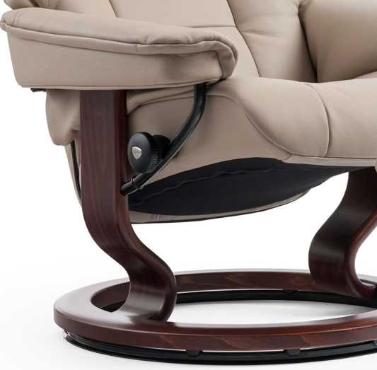 Stressless® by Ekornes® Mayfair Large Classic Base Recliner with Ottoman 2