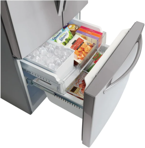 Réfrigérateur à portes françaises de 30 po LG® de 21,8 pi³ - Acier inoxydable résistant aux traces de doigts 4