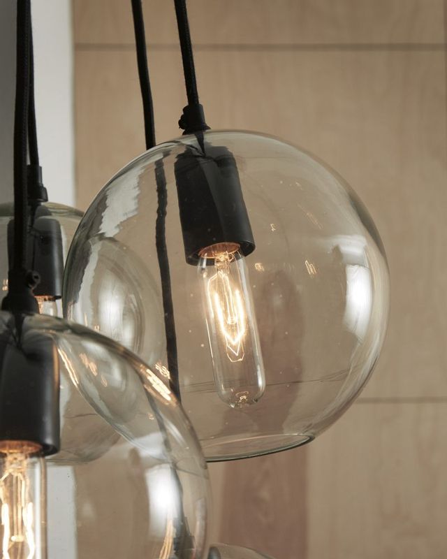 Lampe à suspension en verre Sybil, transparent/noir, de Signature Design by Ashley® 1