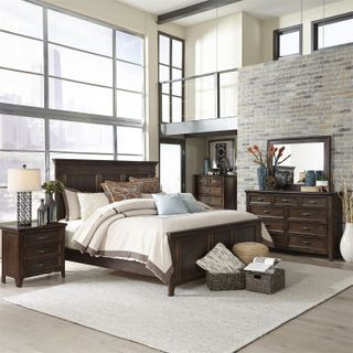 Liberty Furniture Saddlebrook 5 Piece Dark Brown Queen Bedroom Set
