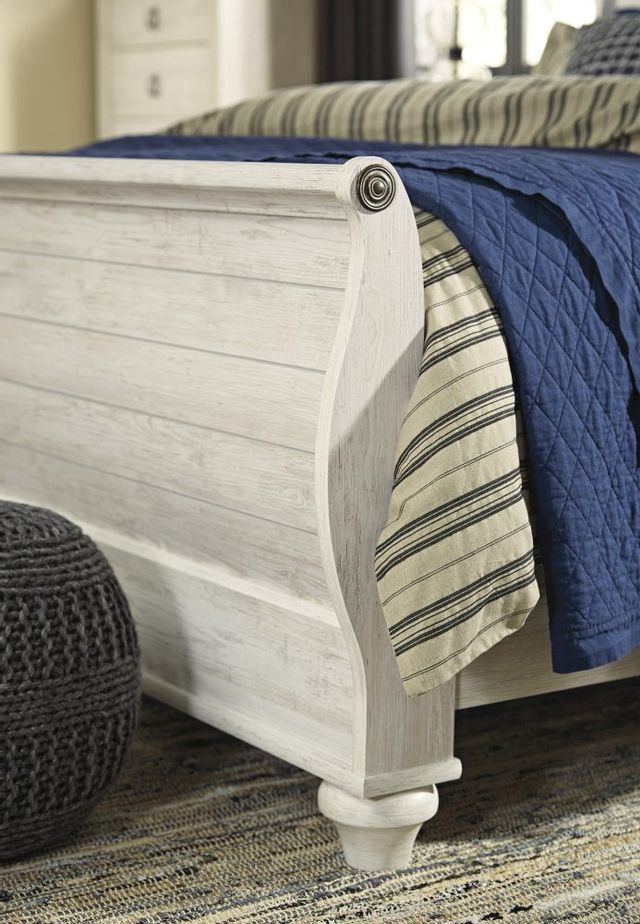 Signature Design by Ashley® Willowton Whitewash King Sleigh Bed 1
