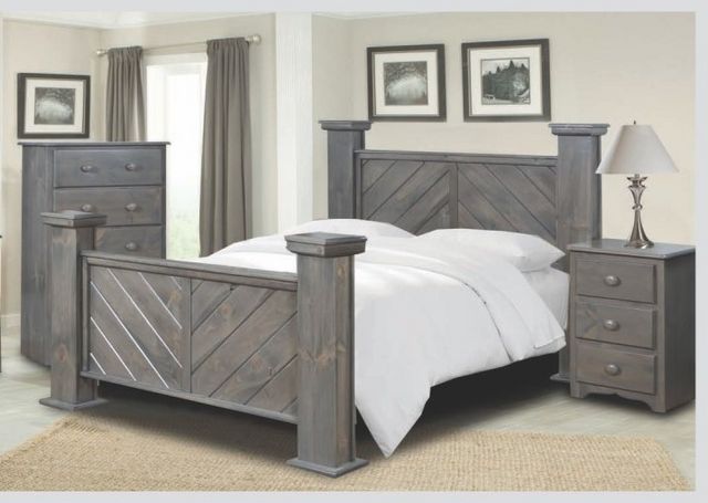 A&H Woodworking 5-Drawer Chest for Mansion Collection in Gunsmoke