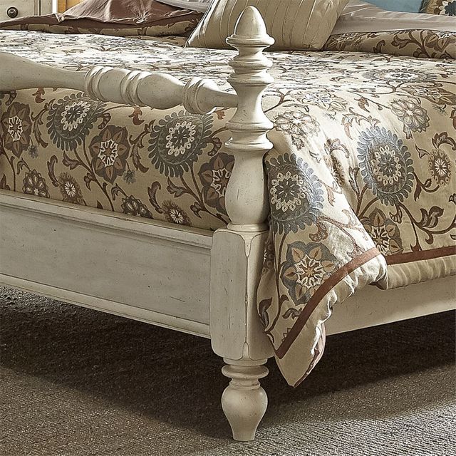 Liberty Furniture High Country Antique White Queen Poster Bed 5