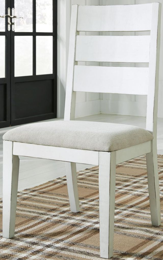Signature Design by Ashley® Grindleburg Antique White Dining Side Chair 2