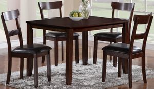Crown Mark Henderson 5-Piece Brown Dining Table Set