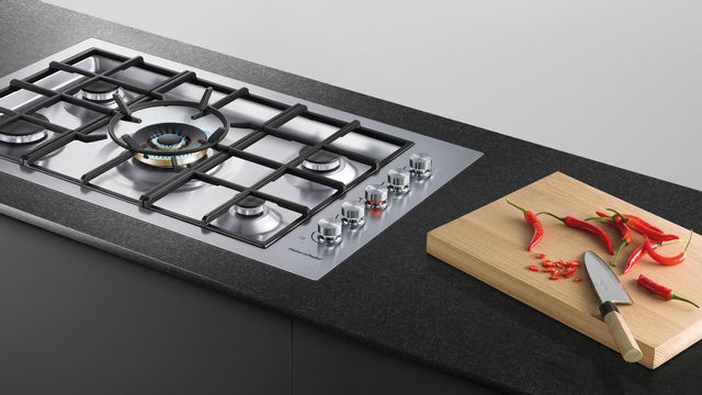 Fisher & Paykel Series 9 36" Stainless Steel Gas Cooktop 3