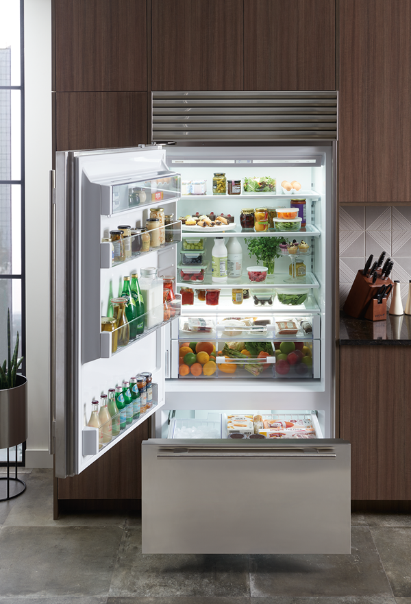 Sub-Zero® 21.7 Cu. Ft.Stainless Steel Bottom Freezer Refrigerator 5