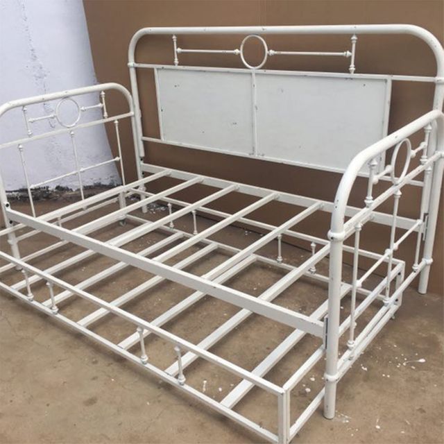 Liberty Furniture Vintage Antique White Twin Metal Day Youth Bed 38