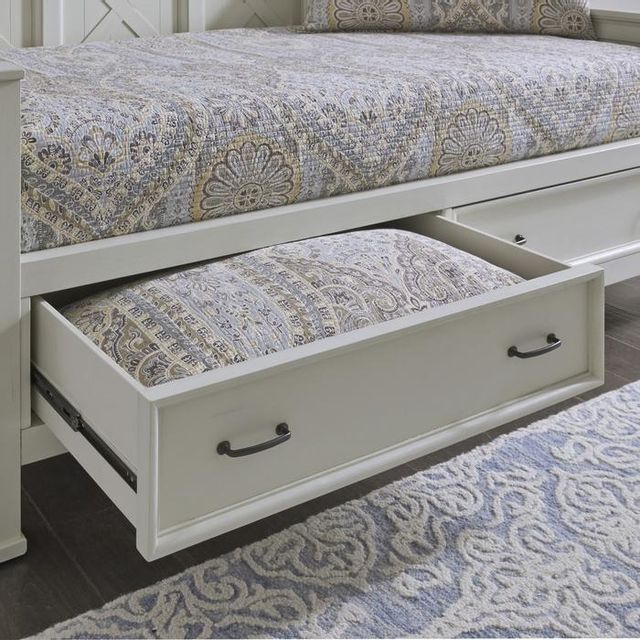 homestyles® Bay Lodge Off-White Daybed 8