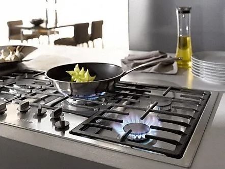 Miele 36" Stainless Steel Gas Cooktop 1