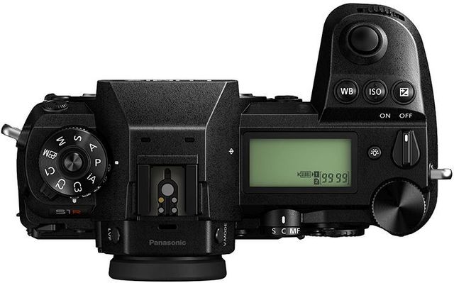 Panasonic® LUMIX S1R 47.3MP Digital Mirrorless Camera Kit 1